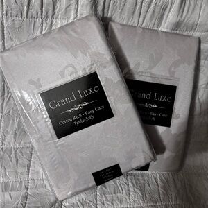 Lot of 2 Ivory Grand Luxe Oblong  60 X 84 Jacquard Fabric Cotton Tablecloth